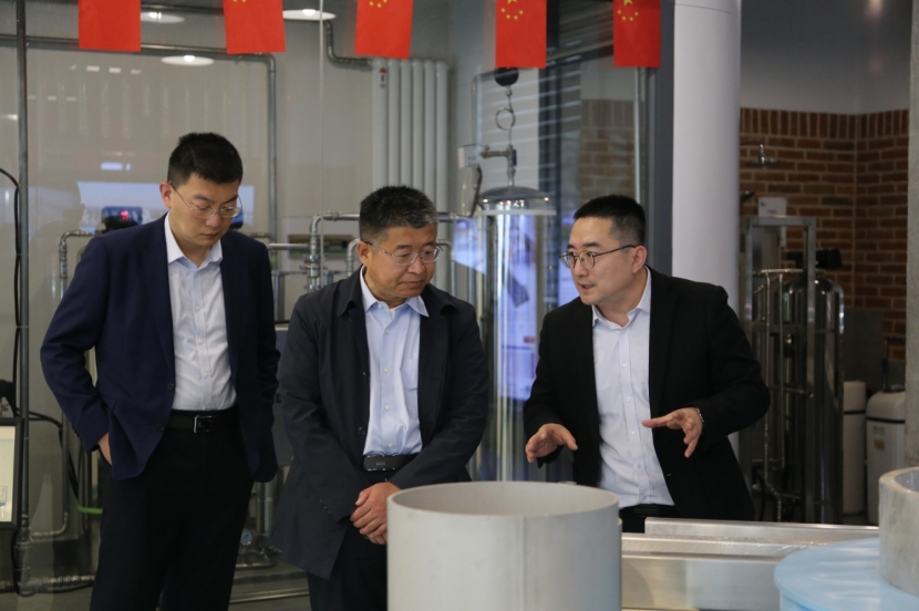 1678408826204893.jpg 58d09f2b1a2424ac8f9e2868de4eaba.jpg