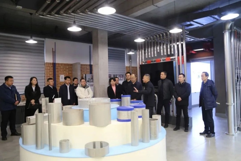 1704941914327290.jpg 4.jpg